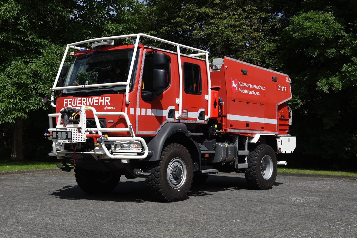Forest Firefighting Vehicle